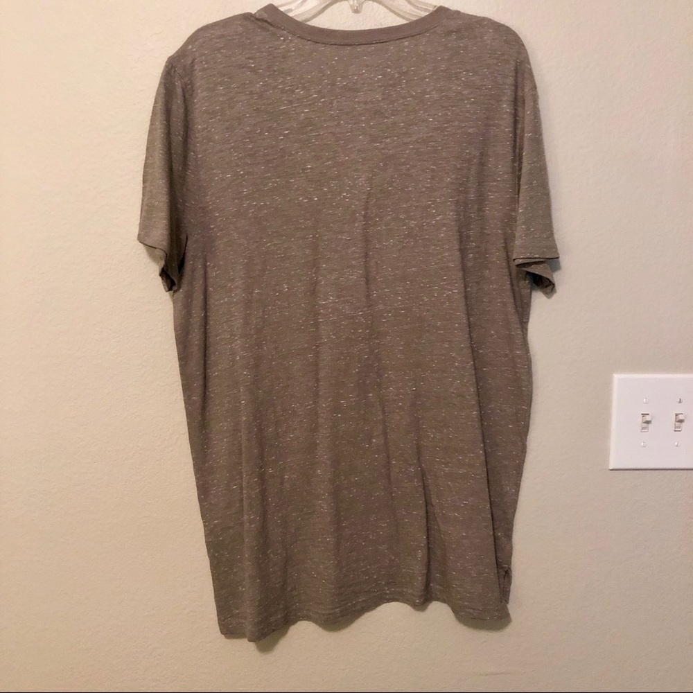 Mossimo Supply Co Men’s Cement Button Tee NWT - Picture 3 of 3